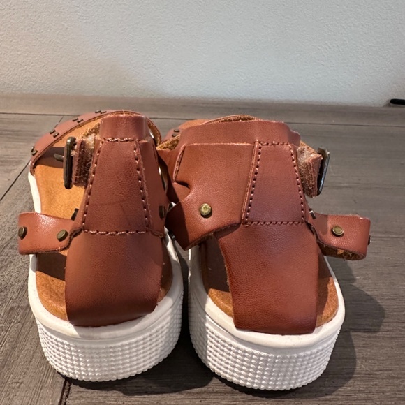 Brand new w/o tags MIA Kids Ashleyy Leather Sandals - Picture 4 of 5